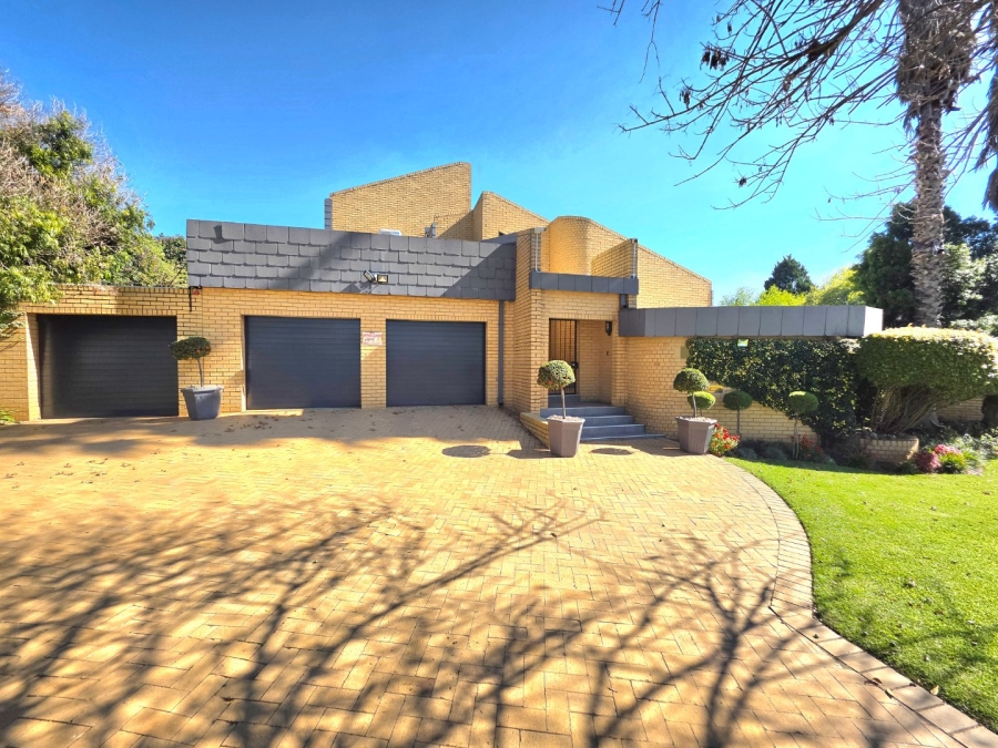 4 Bedroom Property for Sale in Panorama Free State